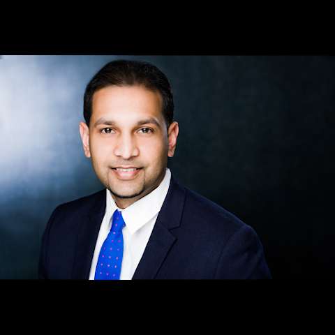 Jobs in New York Life Insurance: Ravi Balchand - reviews